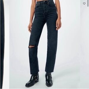 RE/DONE Ultra High Rise Stove Pipe in Vintage Black Destroy Size 25 Raw Hem